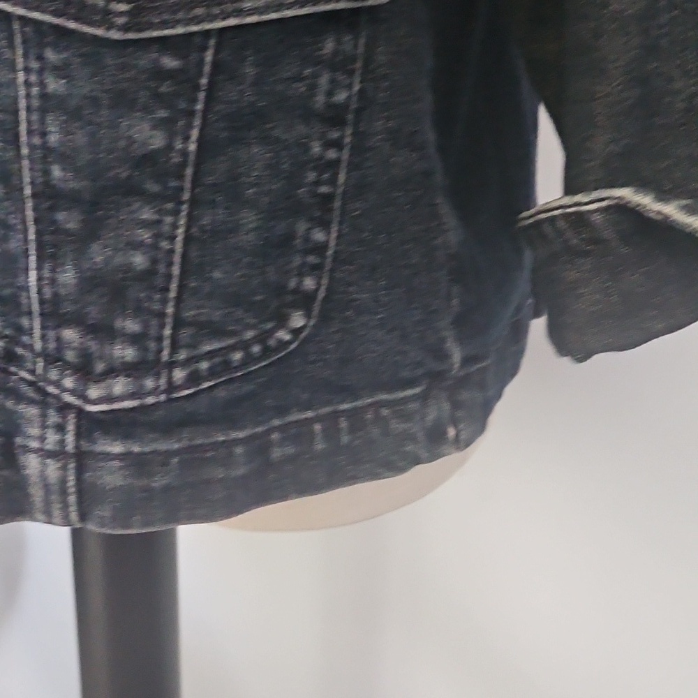 MOTTO Blue Denim Jacket with Shoulder and Yoke Detail - Picture 9 of 16
